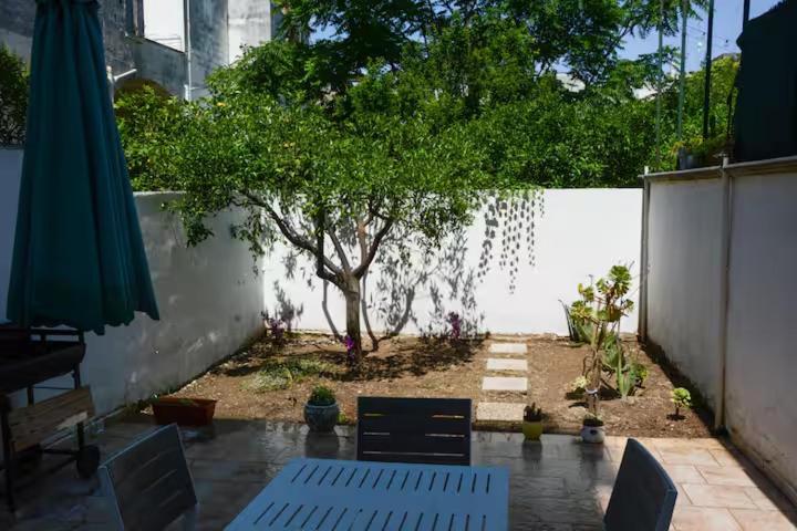 Origini - Apartment With Private Garden Lecce Exterior photo
