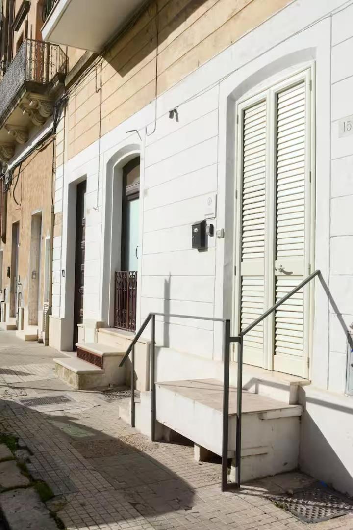 Origini - Apartment With Private Garden Lecce Exterior photo